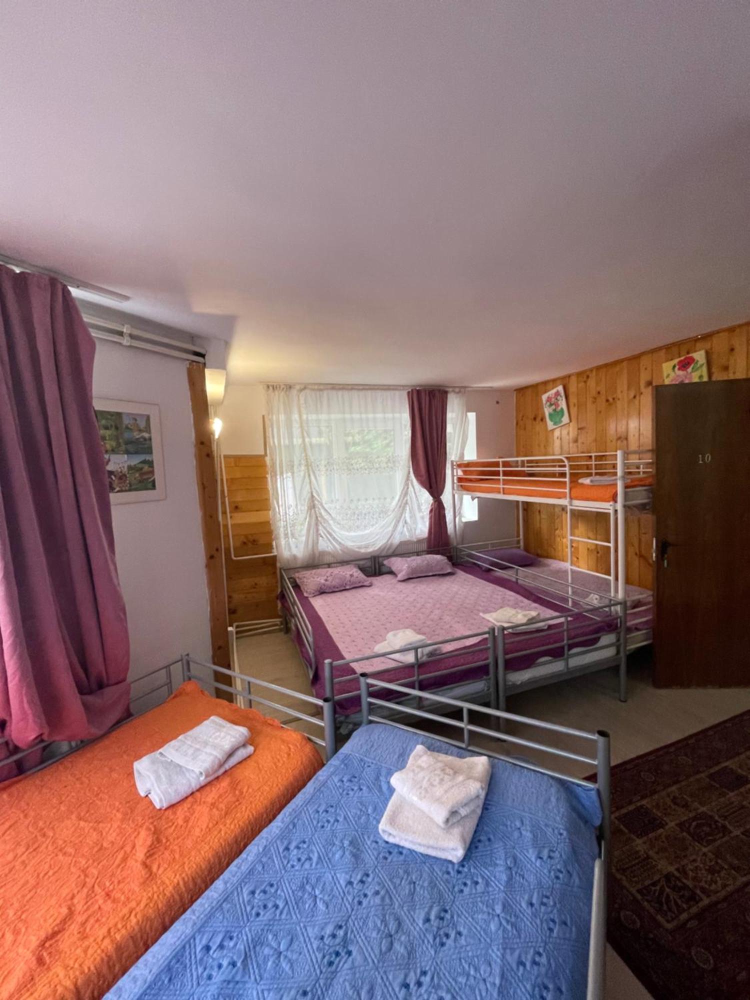 Hotel Constantinescu A. Buşteni Esterno foto