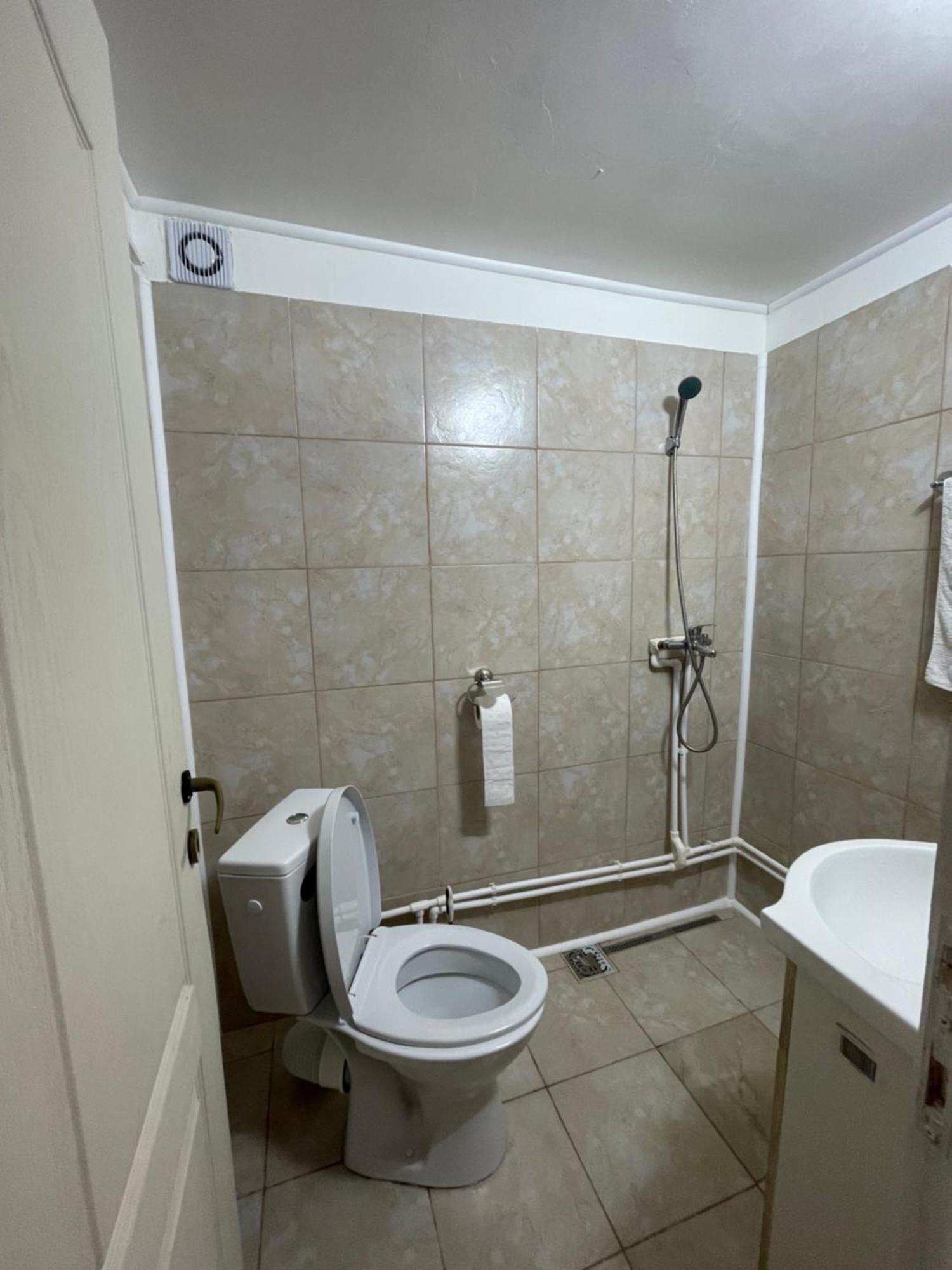 Hotel Constantinescu A. Buşteni Esterno foto